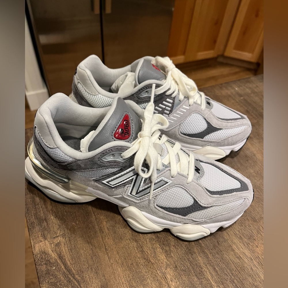 New balance 9060